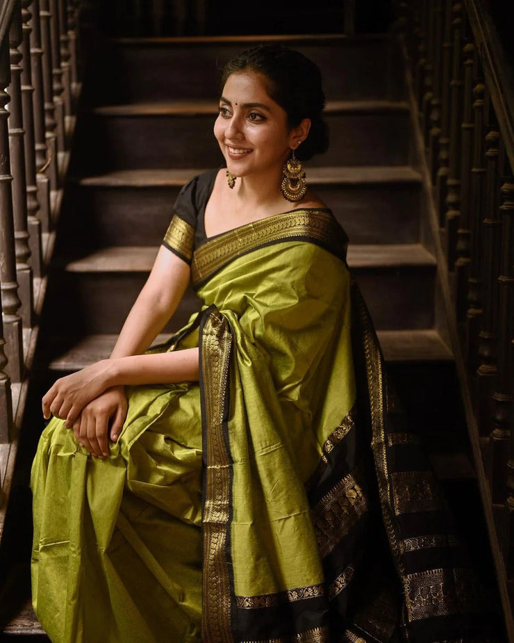 Vastra Creations Banarasi Soft Silk Saree