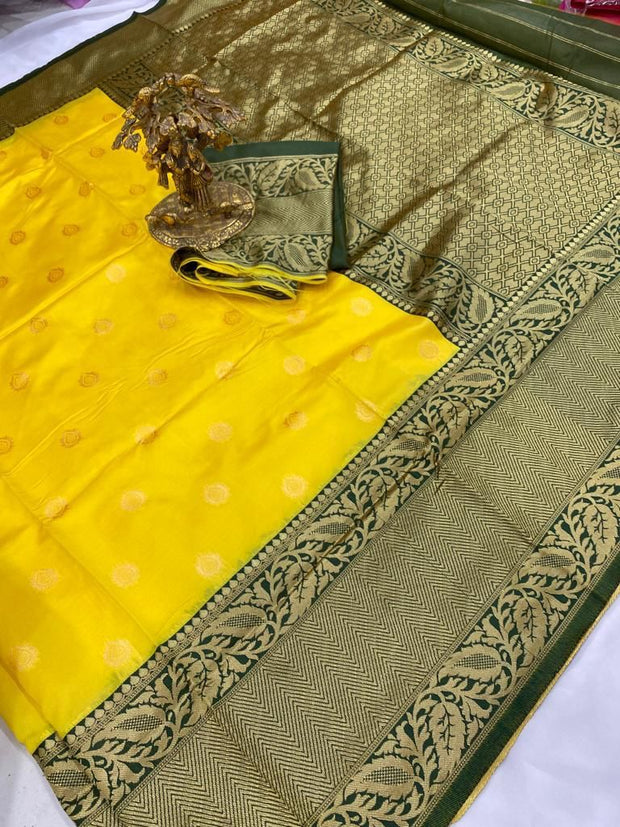 Vastra Creations Banarasi Soft Silk Saree