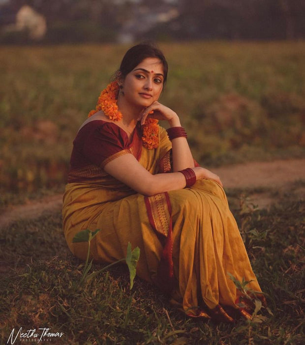 Vastra Creations Banarasi Soft Silk Saree