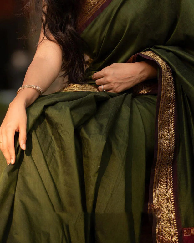 Vastra Creations Banarasi Soft Silk Saree